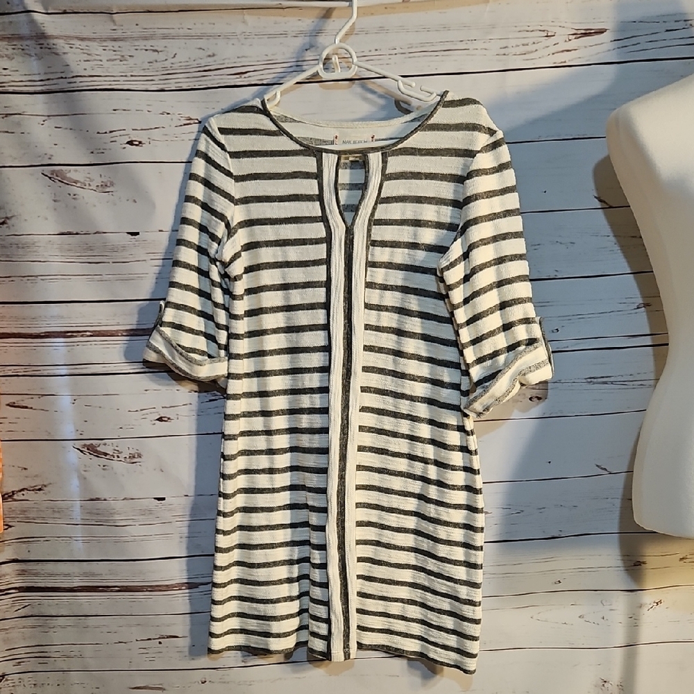Max Edition Black and White 3/4 Sleeve Crew Neck Dress Size Small